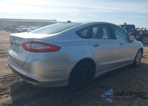 2013 Ford Fusion Se z USA, uszkodzony, nr VIN 3FA6P0HR2DR306279